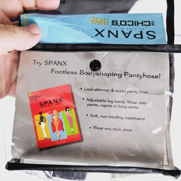 SPANX for CHICO'S | high waisted shaping shapewear shorts - Picture 4 of 8